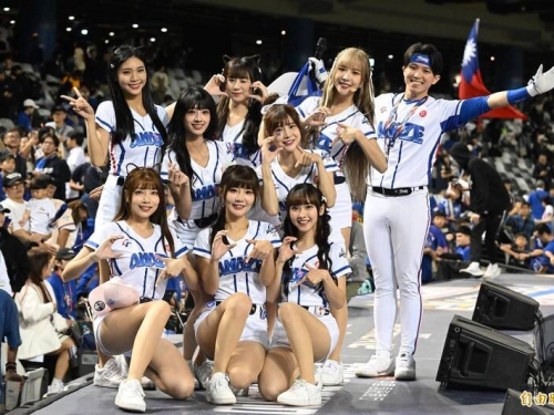 12強》台式應援超震撼！日本記者來台採訪 感受到滿滿「棒球熱」