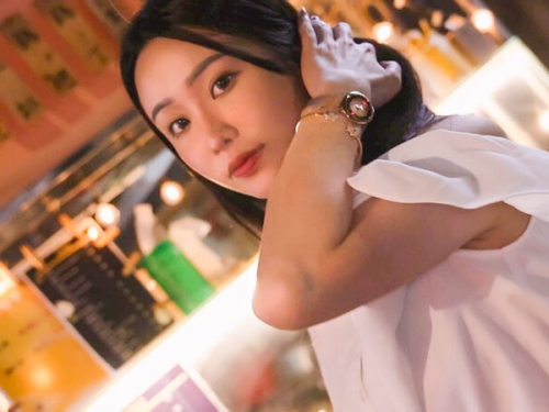 台灣女優再登日本AV界舞台？　高雄F奶服飾店員工AiyoZao選拔出道了