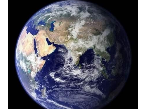 地球上的水並不多，真正水多的星球是這樣的