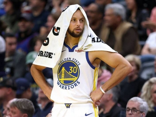 NBA》10人輪換戰隊失靈 勇士想為柯瑞找球星