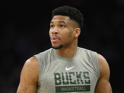 NBA》NBA冠軍不是世界冠軍 字母哥逆風力挺萊爾斯