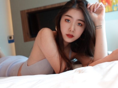 男女通殺！大眼正妹時尚氣質藏不住　率性又知性舉手投足散發迷人魅力
