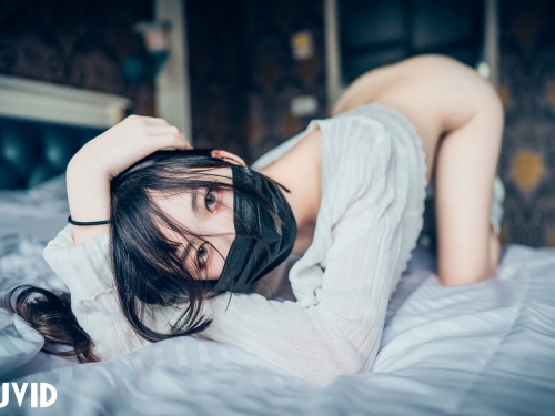 什麼都露了就是不想露臉！神秘女子「幹壞事」不想被知道身分