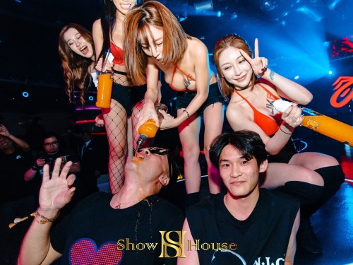 JKF女郎出征去！JKF X Show House嗨翻澳門夜晚　海外粉絲也能參與最強派對！