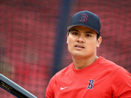 MLB》視訊陪產見證愛女出生！ 張育成報喜：我們終於見面了