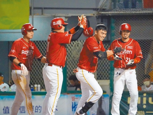 桃猿炸裂 開季7連勝創新高