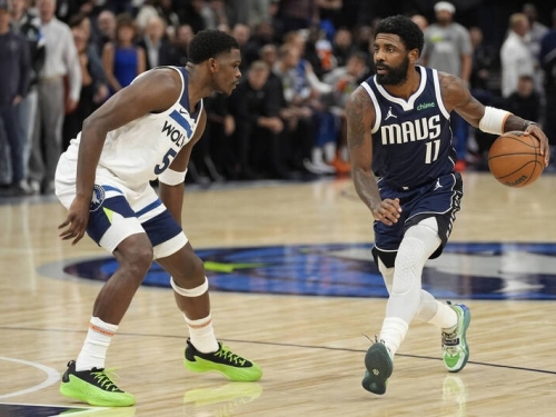 NBA》K湯熄火沒差！厄文飆35分 獨行俠力退灰狼收2連勝