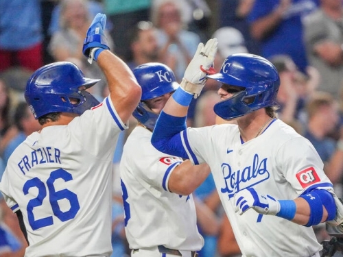 MLB》小惠特扛滿貫砲、單季200安達陣 隊史唯三壯舉比肩皇家先生
