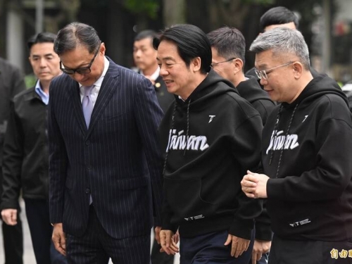 中職》500元台幣小朋友長大了 賴總統承諾12強冠軍成新圖案