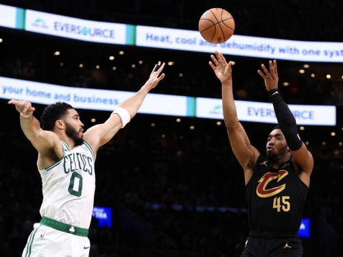 NBA季後賽》米契爾拿29分 騎士下半場打爆塞爾提克扳平系列賽