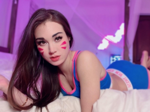 四國混血正妹有美貌更有才華　亞洲風味歐美體完美混搭吸睛指數百分百