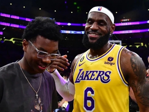 NBA／40歲仍不輕言退休！詹姆斯：能和小兒子打球很瘋狂