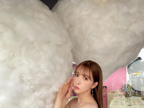 婚紗「被三上悠亞穿過」！新婚人妻崩潰發文惹議　網友論戰炸鍋：歧視嗎