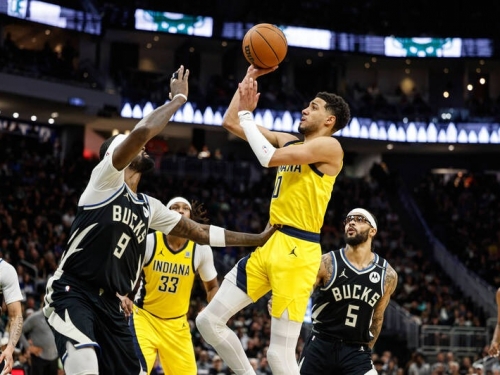 NBA季後賽》狂！「新控球之神」哈里伯頓17分15助攻屠殺公鹿 溜馬3：1聽牌