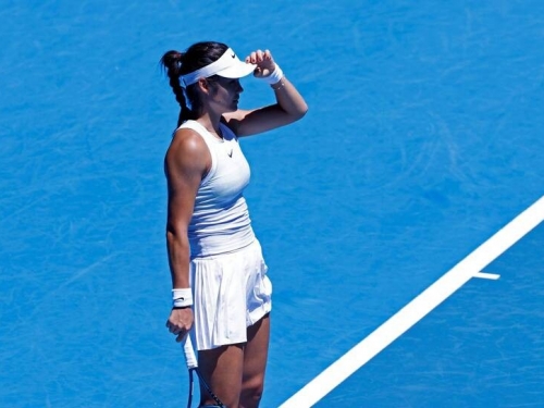 WTA》前美網冠軍拉杜卡努澳網慘敗後 新加坡又一戰出局
