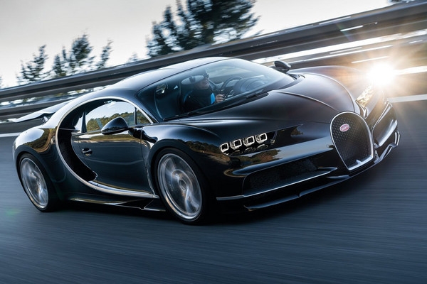 極速458km/h是什麼概念？Bugatti Chiron說給你聽