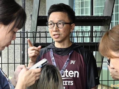 中職》坦言去年大巨蛋3場準備倉促 猿領隊川田喜則希望爭取至少6場