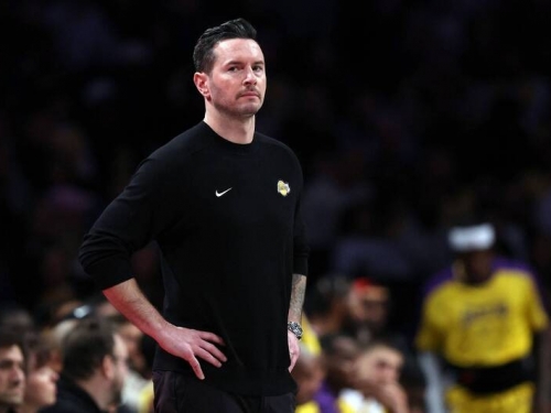 NBA》詹皇受傷湖人就輸「坦隊」 主帥：人手不夠不能當藉口