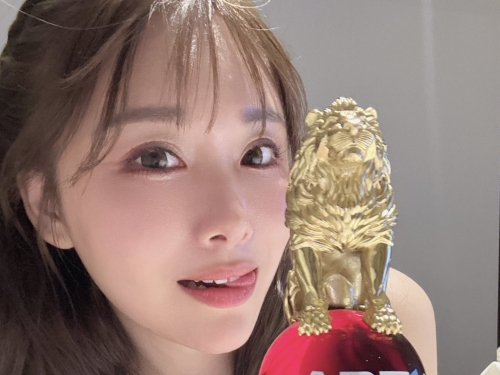 宏福苑惡火！「香港第一AV女優」素海霖捐款遭嗆　拍片暴怒反擊了