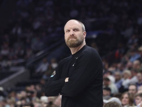 NBA》什麼操作？剩9場例行賽 灰熊隊把隊史最強主帥炒魷魚