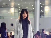 新版《死亡筆記本》電影劇照曝光　10 年後的「彌海砂」依舊美翻！