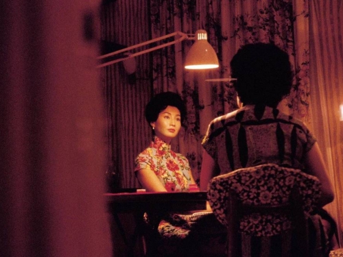 經典重現！王家衛執導《花樣年華》睽違 22 年上映　梁朝偉曝：入戲後難以自拔...