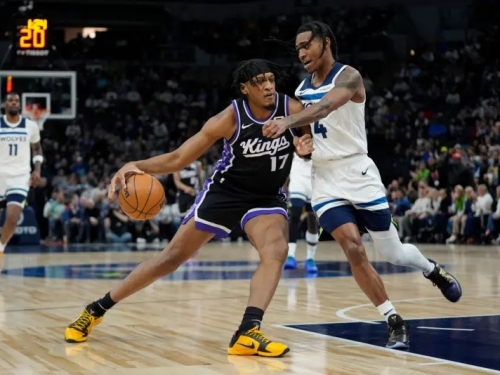 NBA》重磅交易後首戰！國王116：114險勝灰狼　LaVine缺席首秀照樣贏