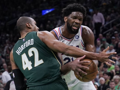 NBA季後賽》年度MVP恩比德轟33分 七六人撂倒綠衫軍聽牌