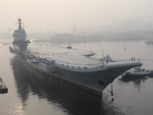 中國首艘國造航母 山東艦服役