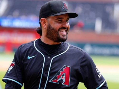 MLB》洋基傳出看上他 響尾蛇明星三壘砲給出回應