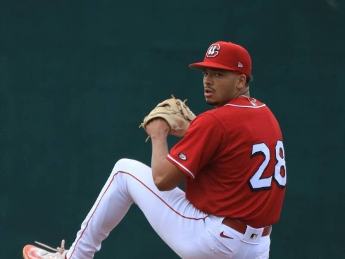 MLB》擁70分極品滑球的農場頭號大物！紅人對決洋基開箱2.7億榜眼