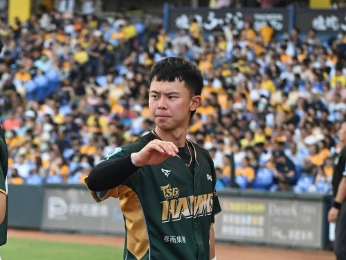 中職》湯家豪擊出生涯首安 想起自培轉正眼眶泛淚