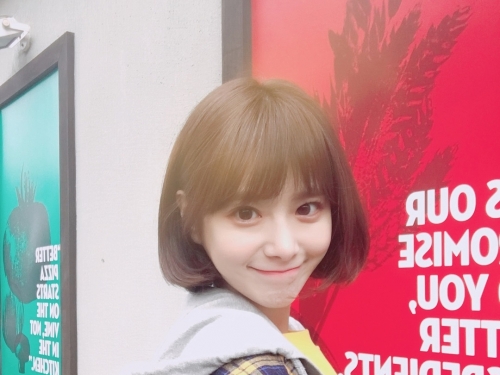 連證件照都美翻！超萌「犬系妹子」顏值太高　水汪汪大眼電力超強！