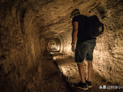 希臘神秘隧道，曾被譽為“世界第八奇蹟”，建造工藝近乎完美