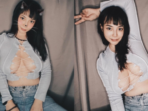 「大眼正妹」奶量充沛，上衣被「人字大乳」撐到彈性疲乏
