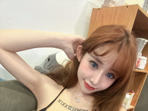 夜店搭訕的女孩「Bebe韶瑄」人正奶大！喝醉撿回家居然變成小母狗