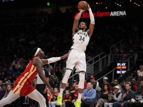 NBA》中距離次數大幅提升 字母哥談本季打法調整