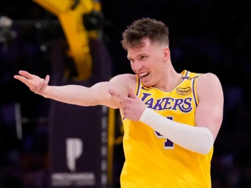 NBA》湖人堅持不放棄射手克內特！夏季聯賽掙扎恐跌出輪替名單