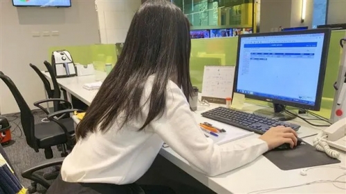 女同事「取1英文名」老闆不敢叫！老司機揭密：特殊行業在用