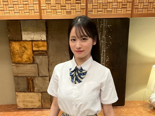 趁老婆回娘家！把發育超前的可愛J奶巨乳繼女「三木環奈」幹成自己的形狀！