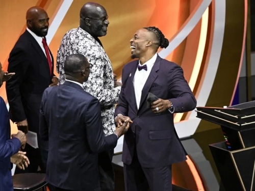 NBA》甜瓜安東尼、魔獸霍華德進名人堂 「救贖之隊」同享榮耀