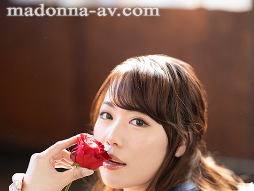 瑜珈課擦槍走火！美月桜花獻出了首次解禁！