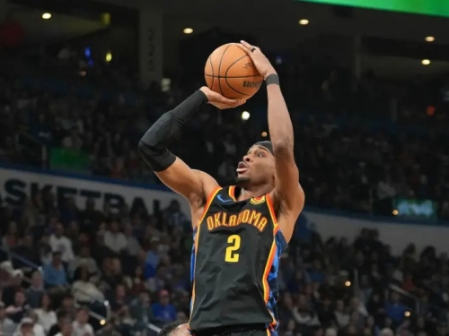 NBA》SGA轟40分！雷霆127：103戰勝金塊　MVP候選人之戰強壓Jokic