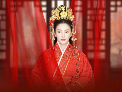 為何秦始皇後宮佳麗三千 卻一生未立后？