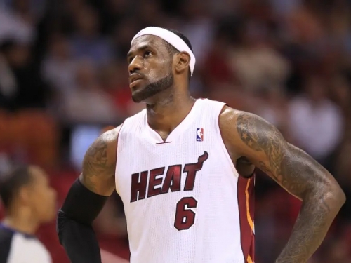 NBA》熱火保安偷詹皇封王實戰球衣　紀念品總值達6000萬