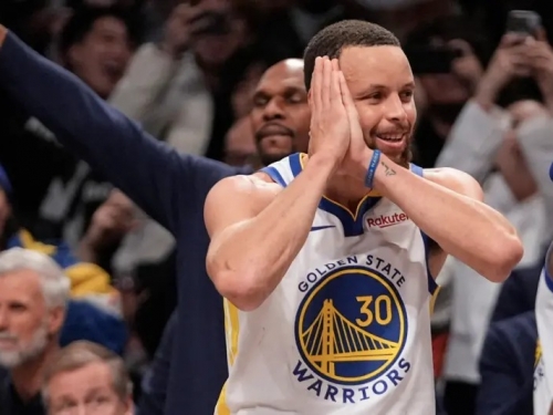 NBA》Curry狂轟40分神蹟再現！勇士121：119險勝籃網　近12戰10勝