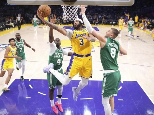 NBA》只差一兩塊拼圖？名嘴曝AD渴望引進中鋒 湖人能奪冠