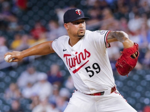 MLB》費城人牛棚大升級！ 送2名百大新秀換雙城火球終結者