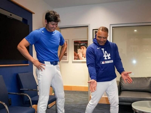 MLB》大谷翔平收到主帥超暖「粉紅超跑」 笑喊：我遇上麻煩了