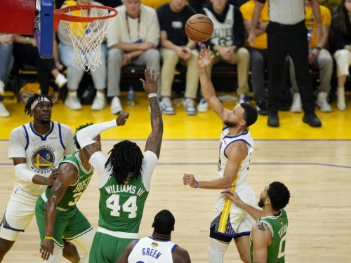 塞爾蒂克展現爭冠優勢 勇士實力無法量化戰況難測